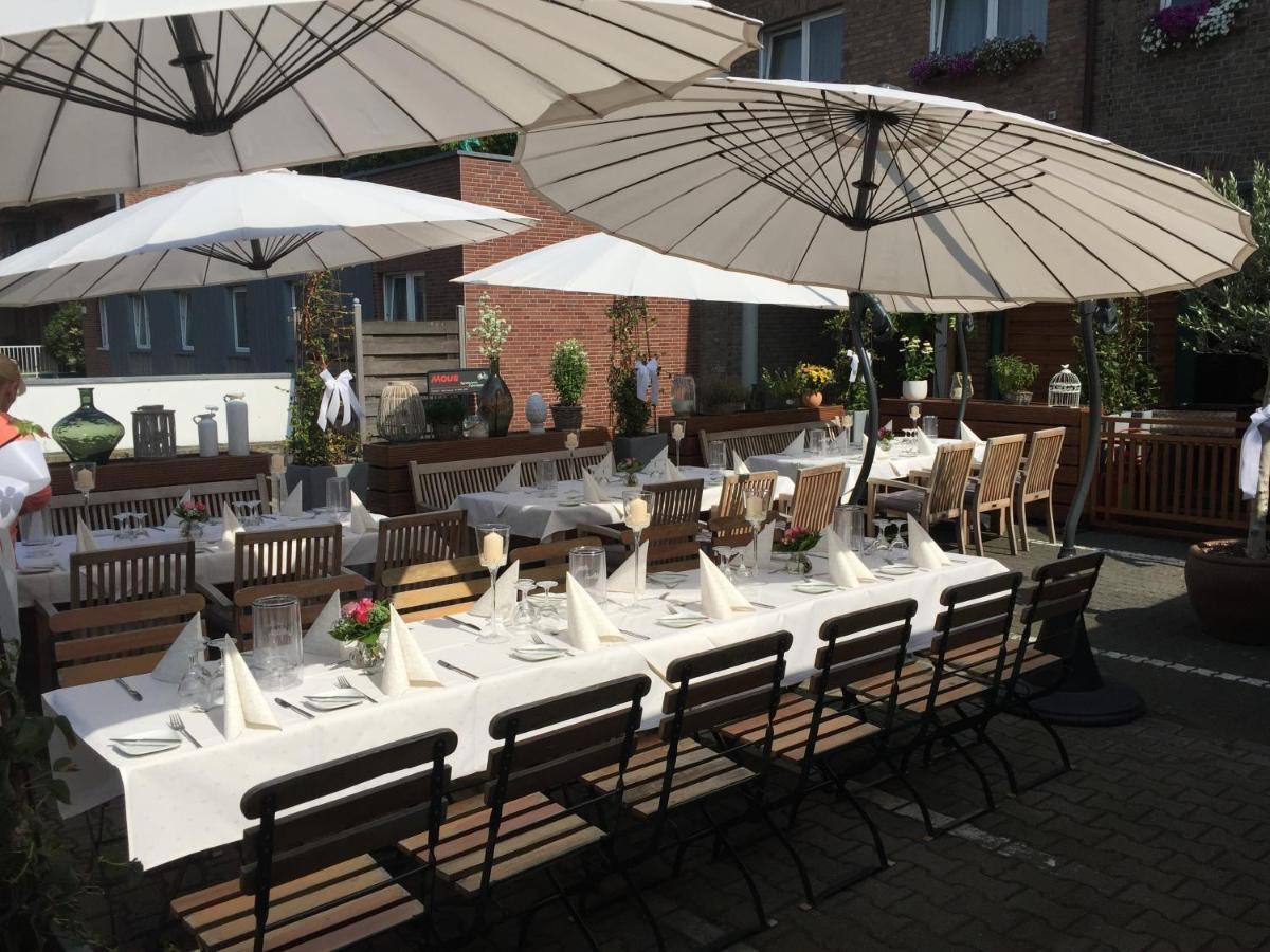 Hotel Zur Krone Meerbusch Exterior photo